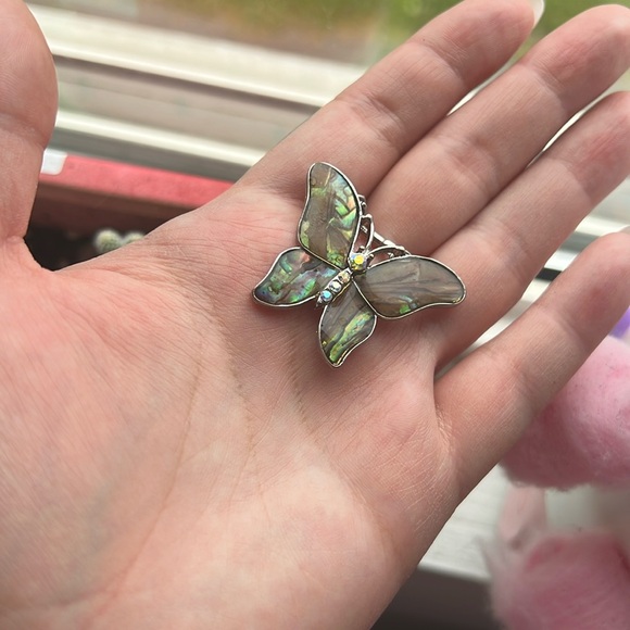 Vintage butterfly necklace - Picture 2 of 3